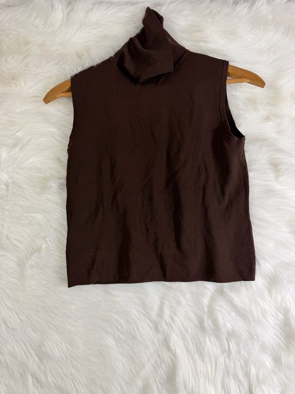 Vintage Scott Taylor Sleeveless Turtleneck Top Size L Brown Viscose Knit